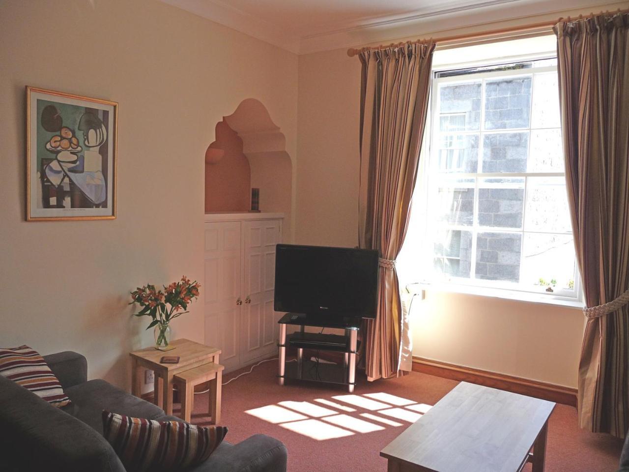 Skene Terrace Apartments Aberdeen Buitenkant foto