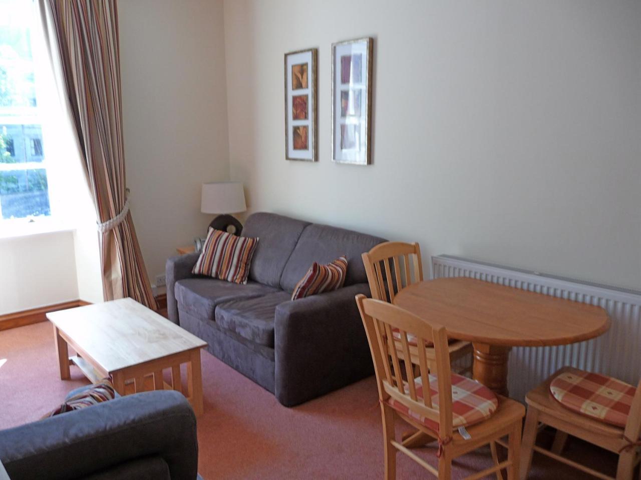 Skene Terrace Apartments Aberdeen Buitenkant foto